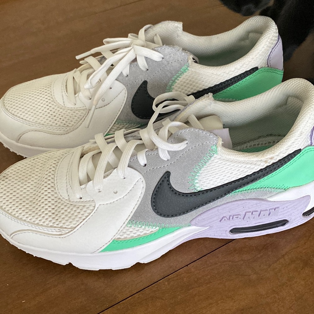 Nike shoes